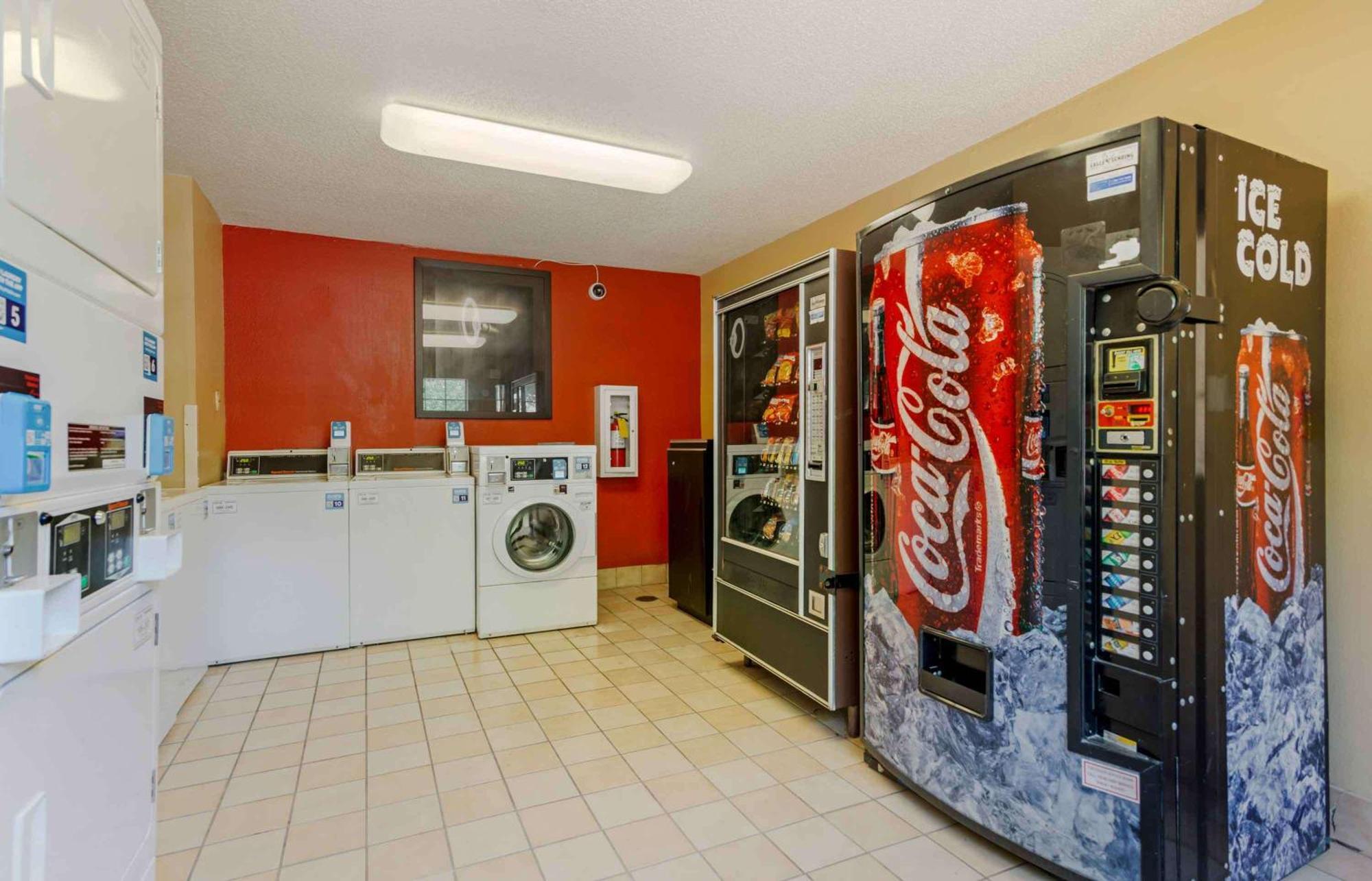 Extended Stay America Select Suites - Atlanta - Cumberland Mall Smyrna Dış mekan fotoğraf